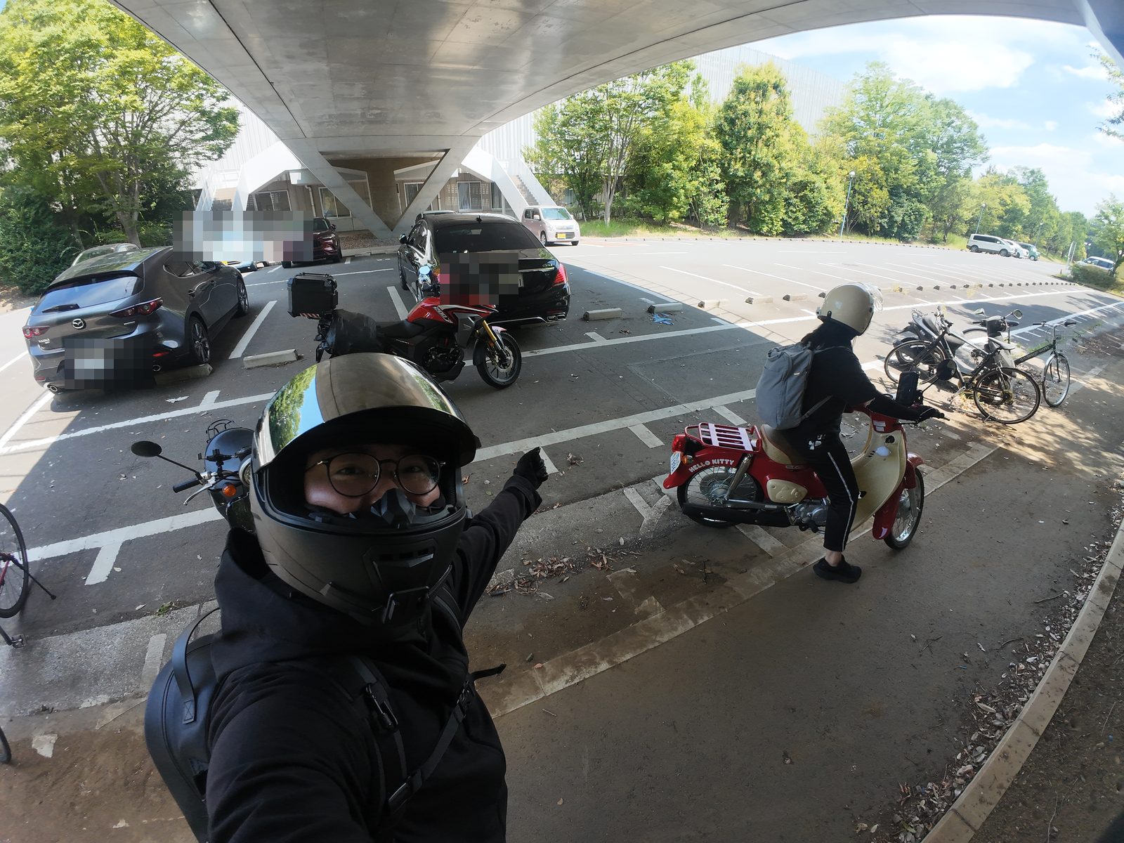 バイクを置かせてもらってた大学キャンパスからスタート