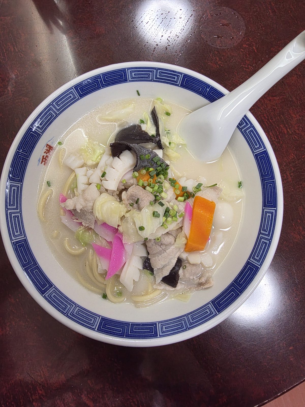 中華街の適当な店で食べちゃったな。調べとけばよかった